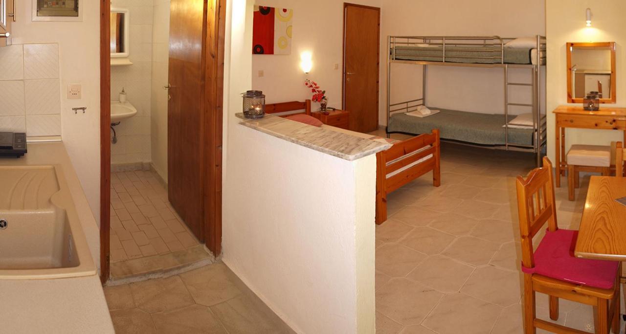 Natsios Apartment Hanioti