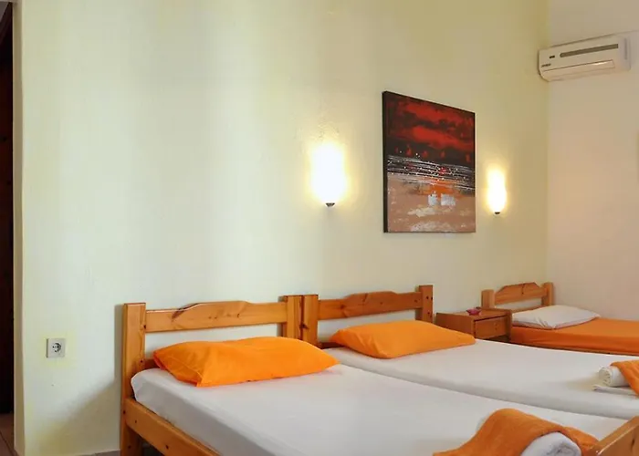Natsios Apartments